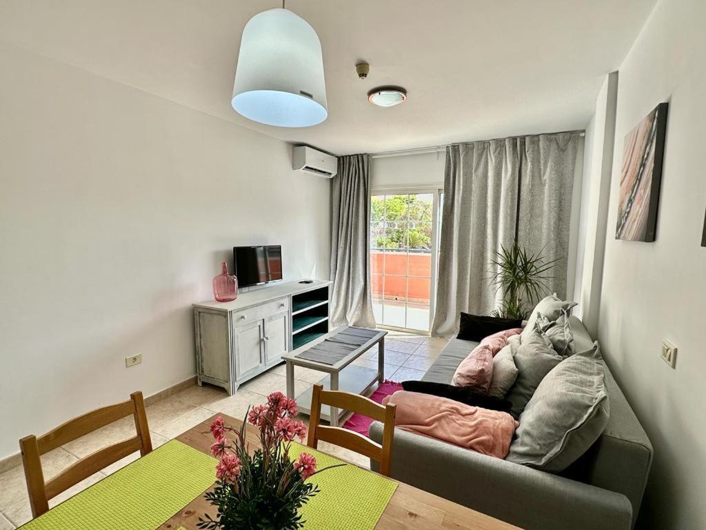 Sunny Apartment & Heated Pool لوس كريستيانوس المظهر الخارجي الصورة