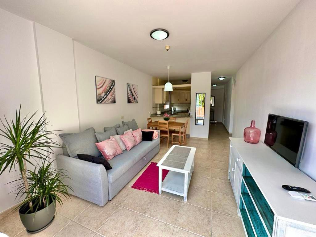 Sunny Apartment & Heated Pool لوس كريستيانوس المظهر الخارجي الصورة