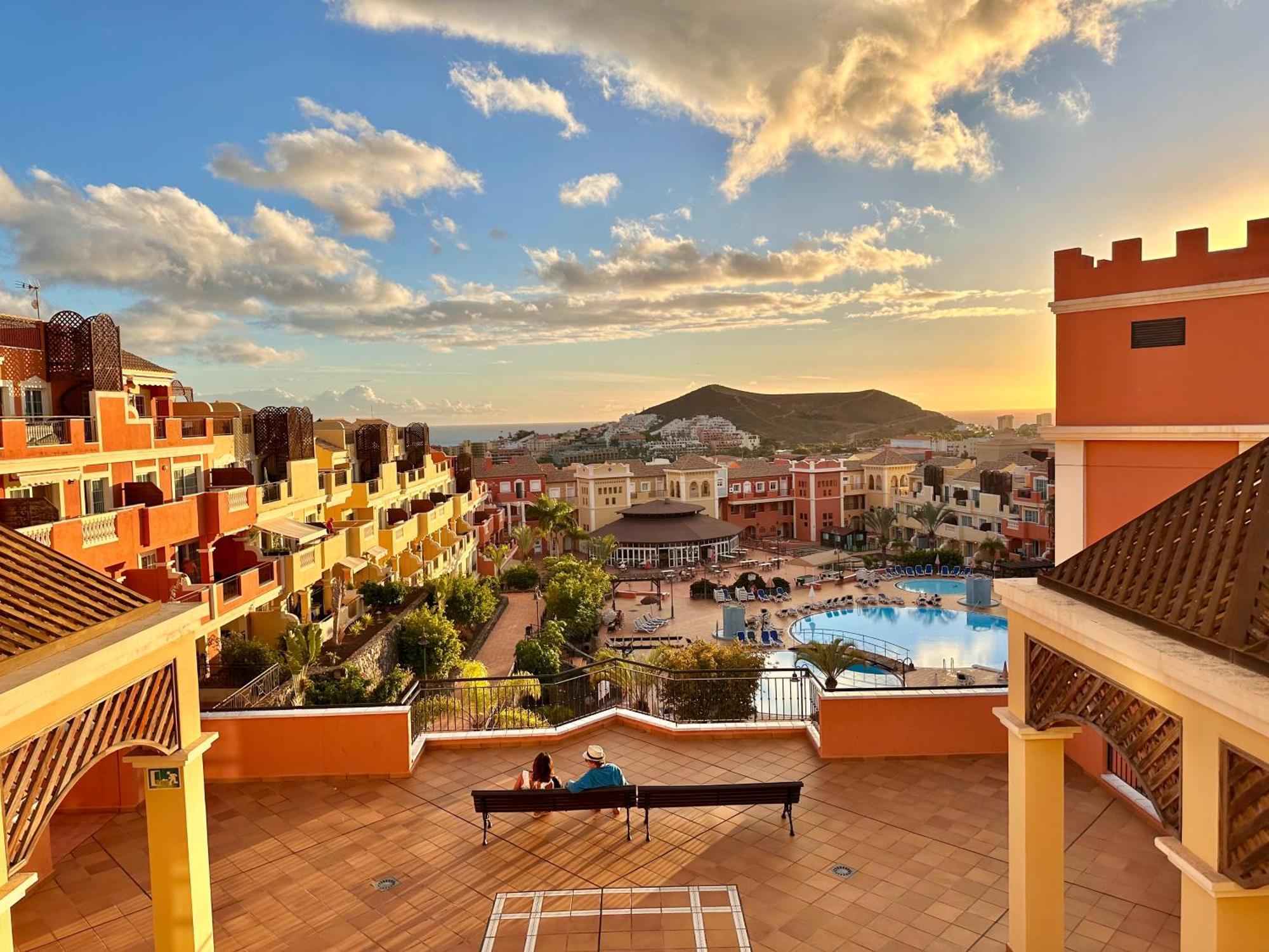 Sunny Apartment & Heated Pool لوس كريستيانوس المظهر الخارجي الصورة